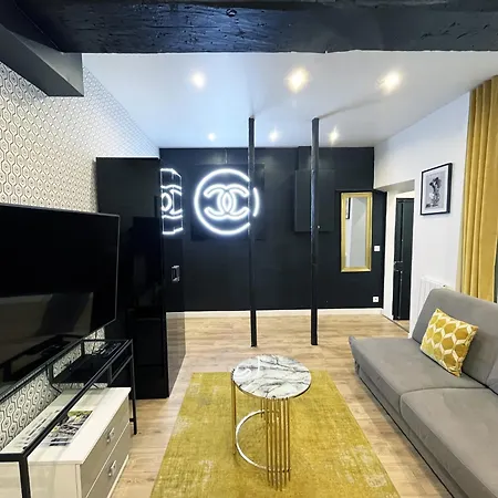 Urban Flat 157 - Coco Chanel Flat In Montorgueil Paris