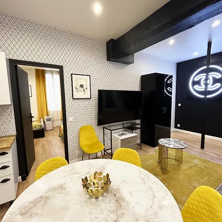 Apartment Urban Flat 157 - Coco Chanel Flat In Montorgueil